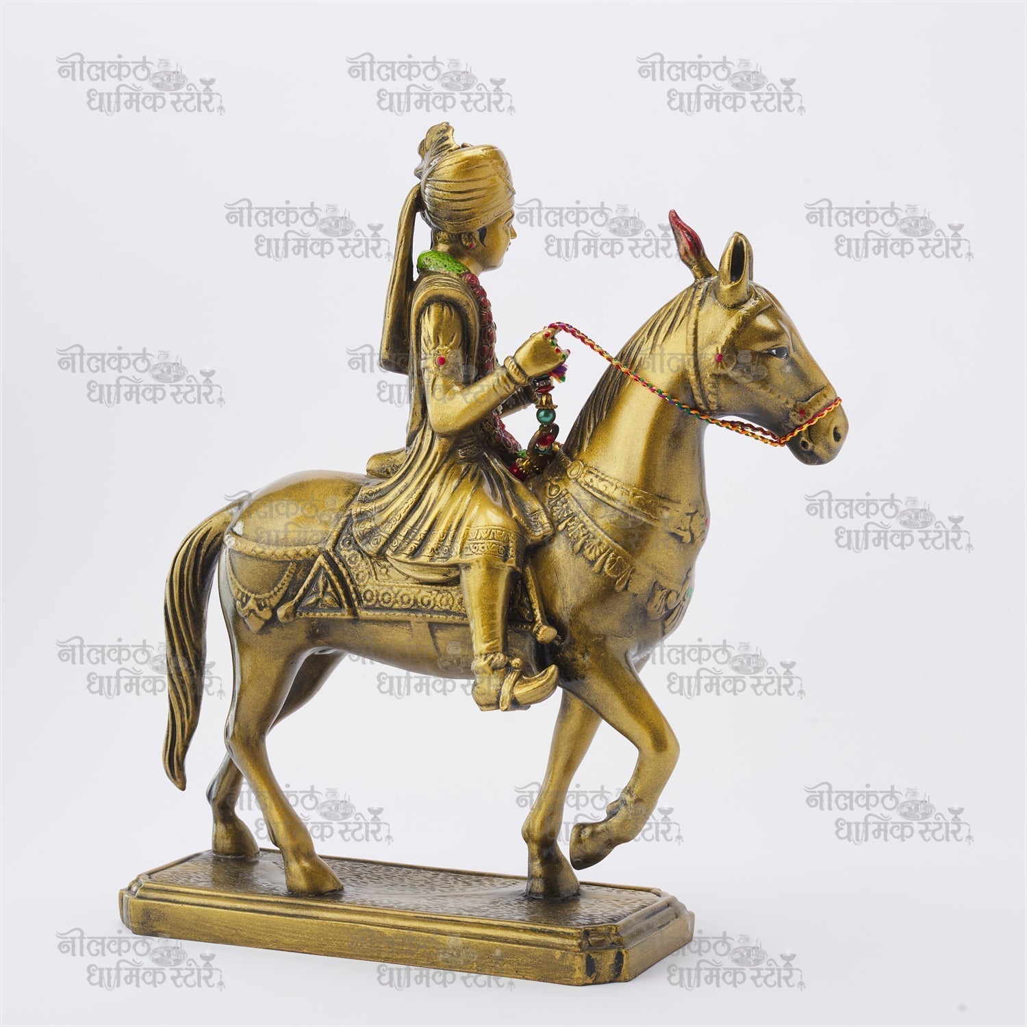 Manaki Murti – Swaminarayan Bhagwan on Rojo Ghodo Gold-Type Fiber Showpiece for Home and Temple by Nilkanthdham